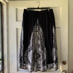 Gypsie Blue Black Pattern Skirt